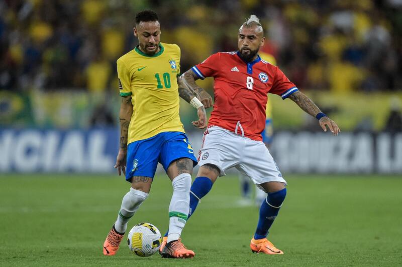 Las dos estrellas enfrentándose en Clasificatorias. Foto: Aton.