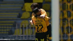 Coquimbo Unido parte bien en casa: 3-1 sobre Palestino y con un hombre menos