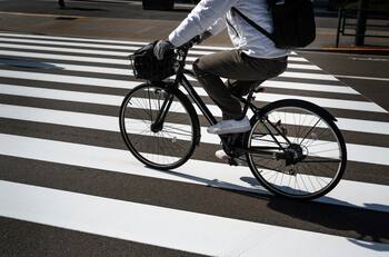 Desde $100.000 a $200.000: las dos faltas GRAVES por las que los ciclistas pueden ser multados