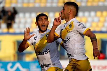 Everton asegura los goles de nueva joya del fútbol argentino y además llega otro delantero