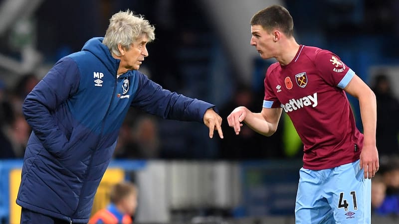 El volante y el Ingeniero en el West Ham United.