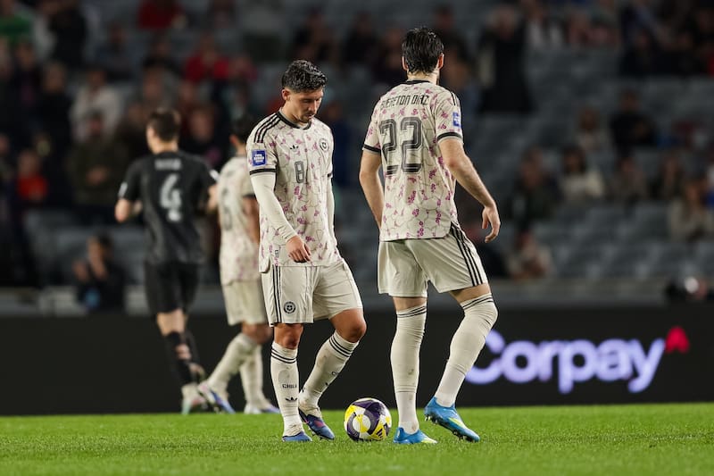 La Roja tuvo una actuación catastófica en Auckland y cayó 1-4. Foto: Agencia Aton