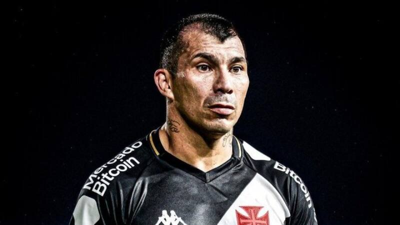 sigue al margen en Vasco da Gama. Ahora, con nuevo entrenador, está por verse si es que vuelve a la titularidad.