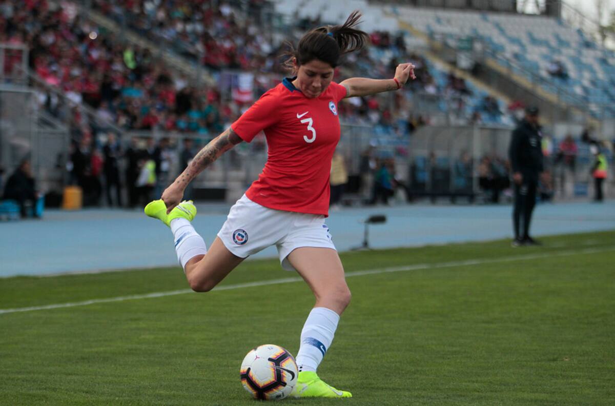 Carla Guerrero: "Muchas mujeres se tuvieron que disfrazar de hombre para jugar"