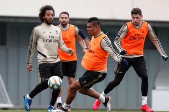 Zinedine Zidane entregó la nómina con que Real Madrid recibirá a Barcelona