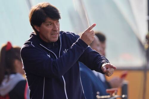 El DT quiere traer un '10'. Foto: Agencia Aton.