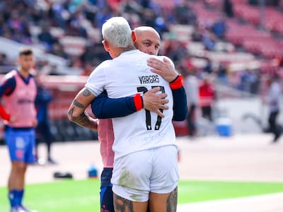 Desde Luis Musrri a Eduardo Vargas: históricos de la U reaccionaron a la “masacre” de Avellaneda