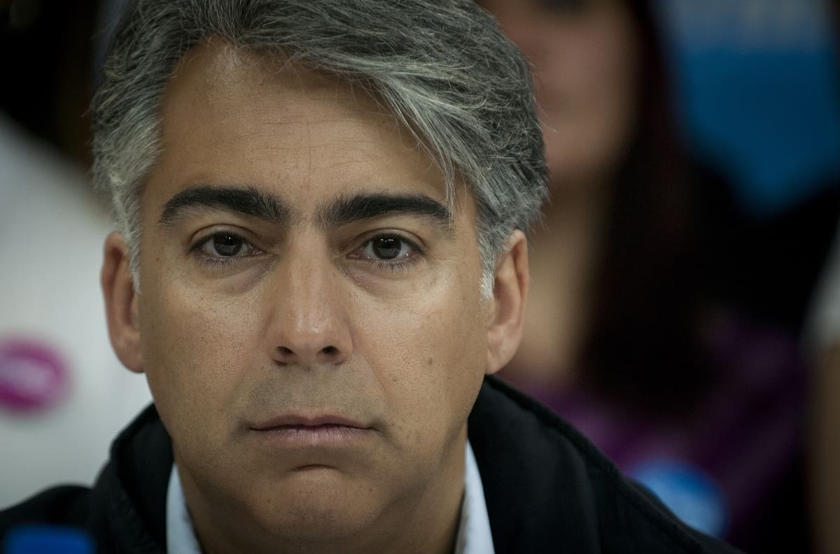 Marco Enríquez-Ominami confirma candidatura presidencial: "Chile tiene que cambiar"