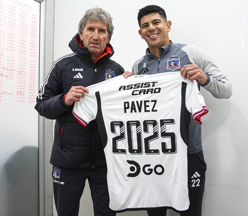 Pavez renovó con Colo Colo por dos años.