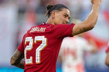 VIDEO | No le pesó la camiseta: Darwin Núñez anotó su primer póker con el Liverpool