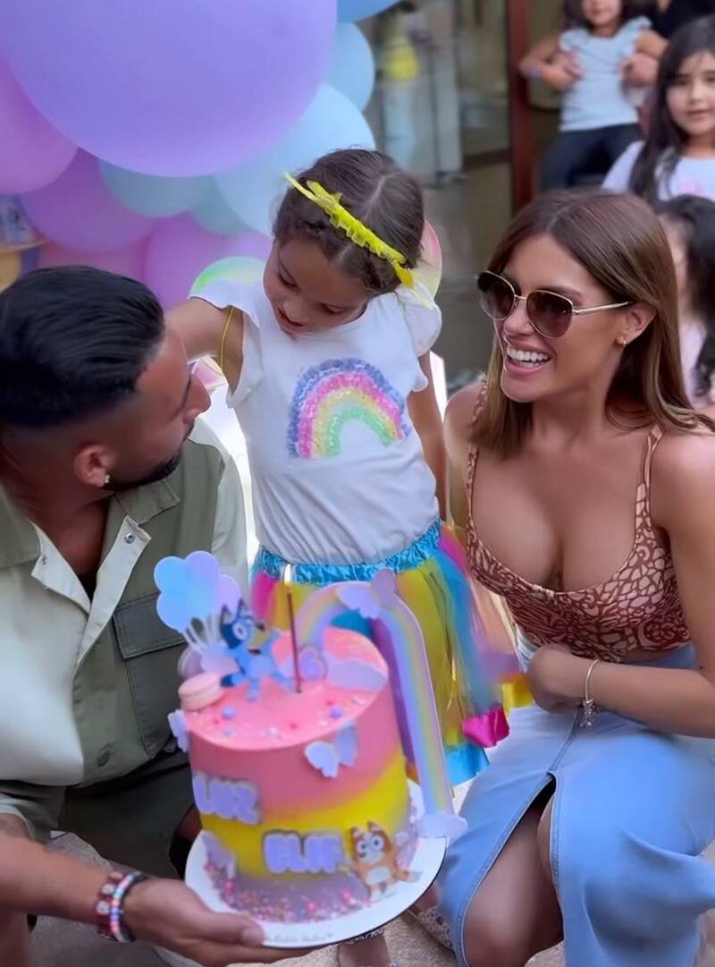 Gala Caldirola y Mauricio Isla celebran cumpleaños de su hija.