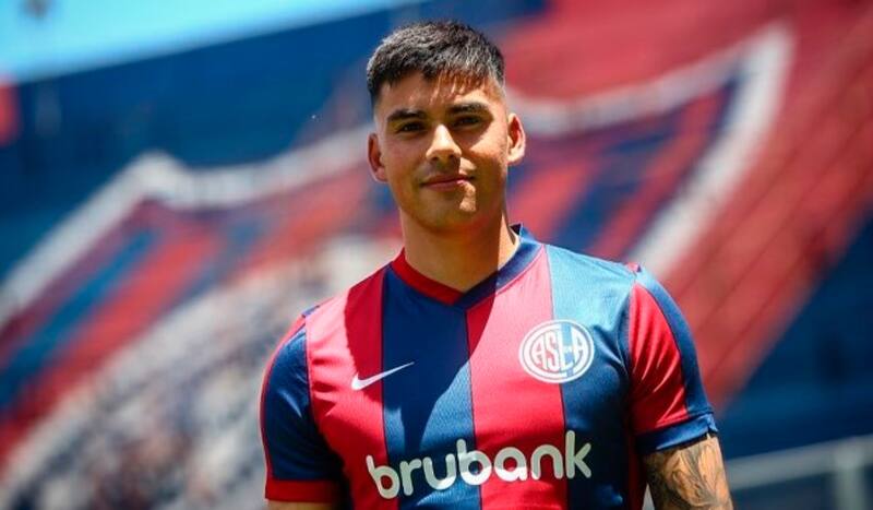 Alex Ibacache aún no logra debutar en San Lorenzo. Foto: @SanLorenzo