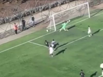 Mientras Almirón lo ignora: Manley Clerveaux se lució con fenomenal golazo en Colo Colo Proyección