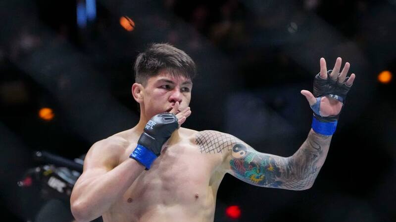 Venció en el UFC 313.