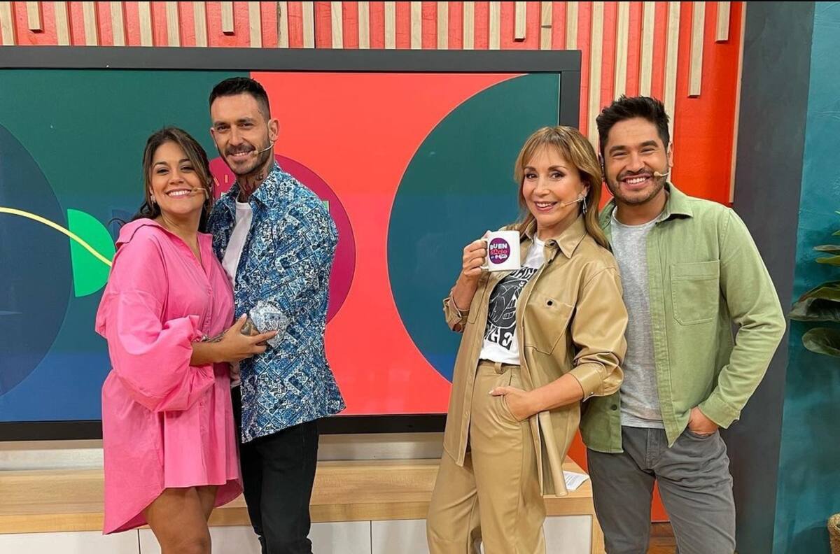 Con tiernos mensajes: Equipo de "Buen Finde" celebró el cumpleaños de una de sus animadoras