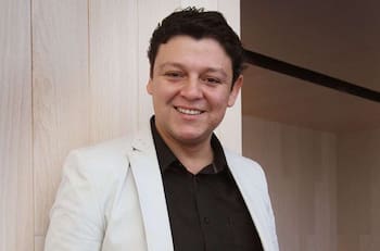 Los significativos regalos que Carlos Valencia le dio a sus excompañeros antes de irse de Chilevisión