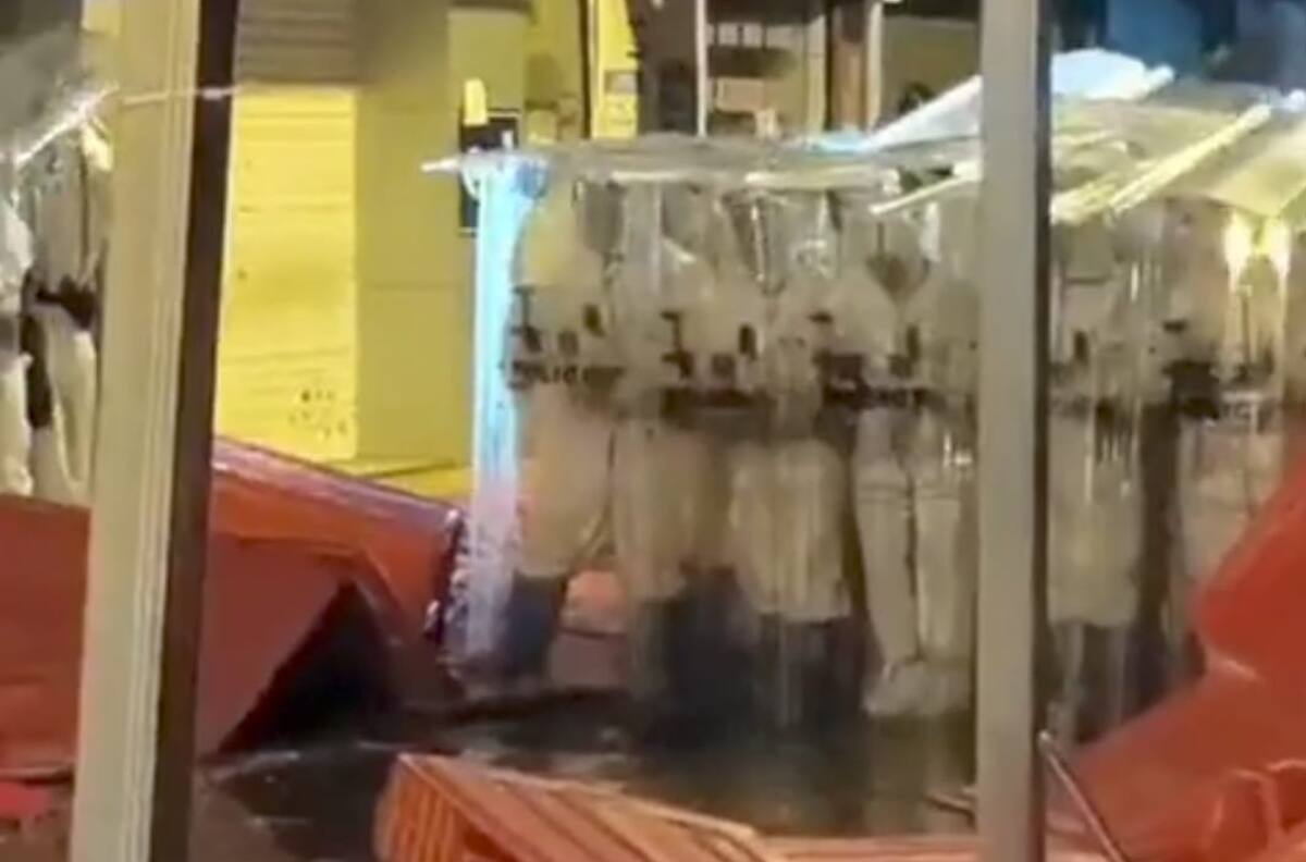 VIDEO | Manifestaciones en China: Fuerzas policiales utilizan nuevas medidas para evitar protestas