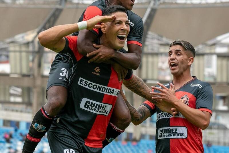 Mauro Quiroga uno de los delanteros más letales de Primera B.