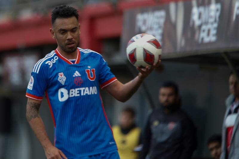 Nery Domínguez no continuará en la U en 2024. Foto: Aton.