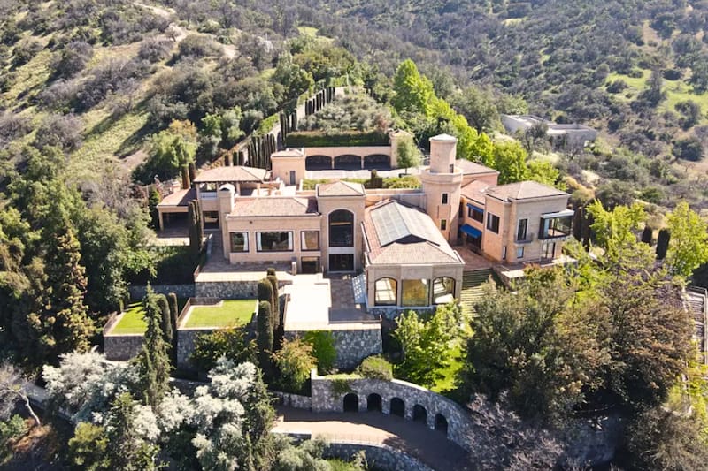 Los valores se presenta en UF, debido a sus cuantiosas sumas.