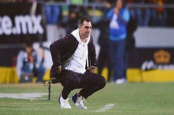 Xolos de Tijuana oficializó la salida de Pablo Guede tras malos resultados