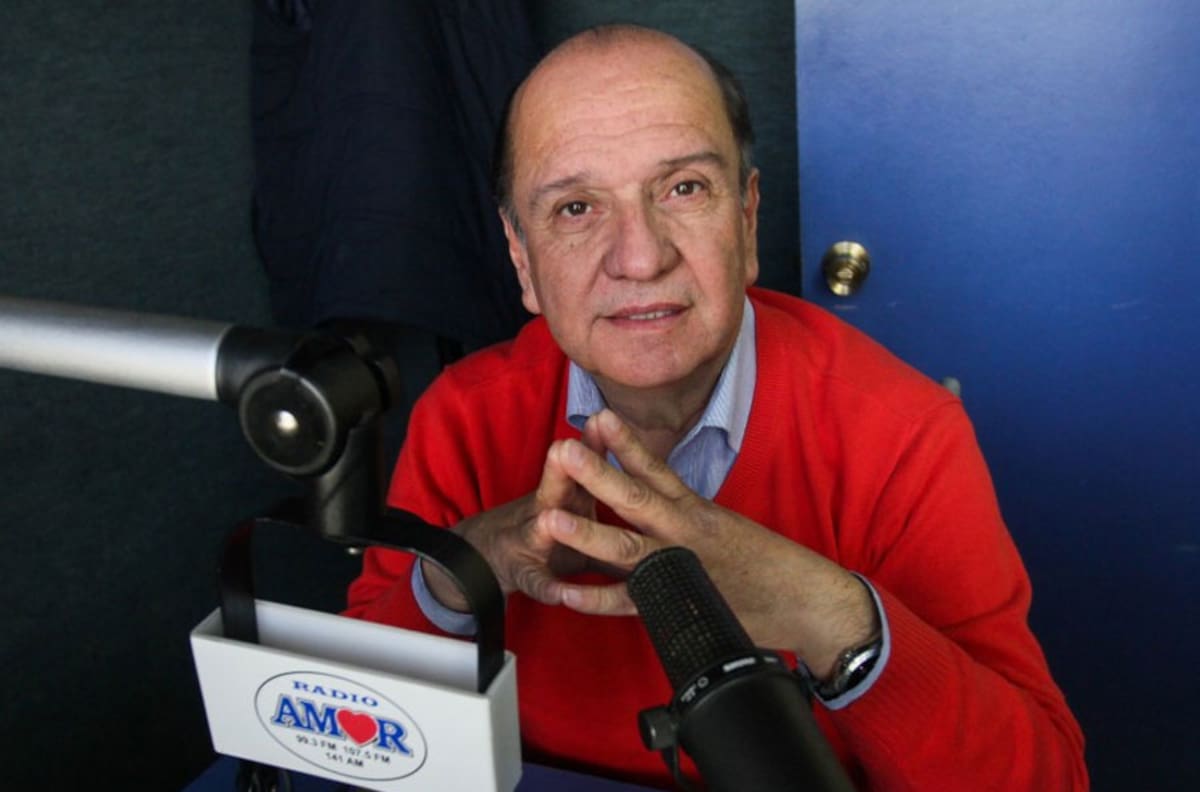 "Se entregó con compromiso y pasión en su labor": La sensible despedida de TVN a Pato Frez