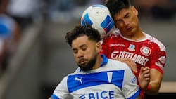 Universidad Católica define el futuro de Eugenio Mena ante rumores de su regreso a Wanderers