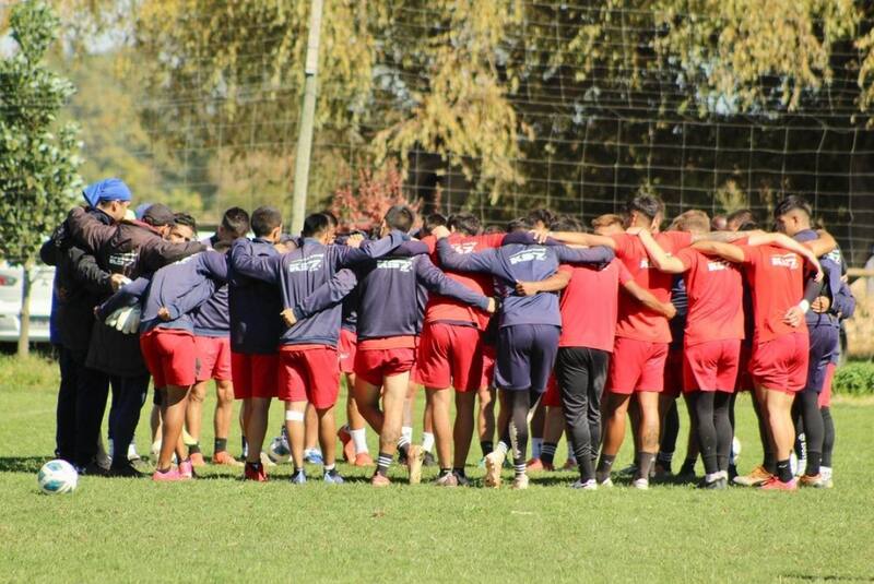 El equipo de Los Ángeles vive un duro momento en Segunda División. Foto: Instagram @Iberiasadp