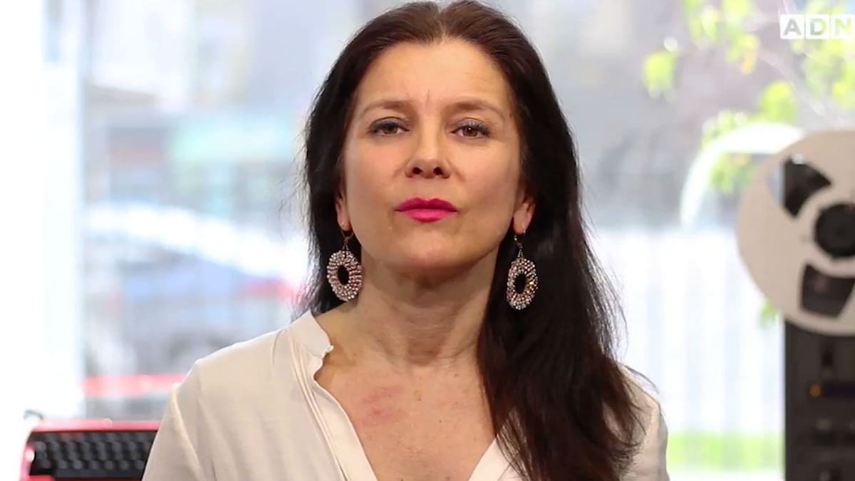 "Es una violencia absurda, irracional, demente": Mirna Schindler habla de las manifestaciones y provoca polémica en Twitter