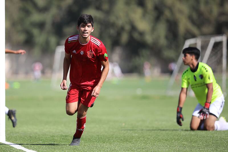 Gabriel Mazuela en su época de jugador de la U.