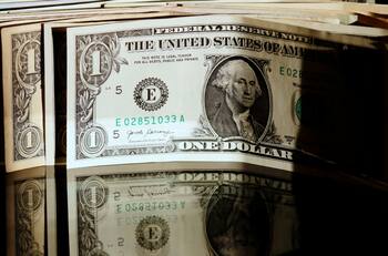 El dólar disparó su valor y registró el nivel más alto desde abril pasado