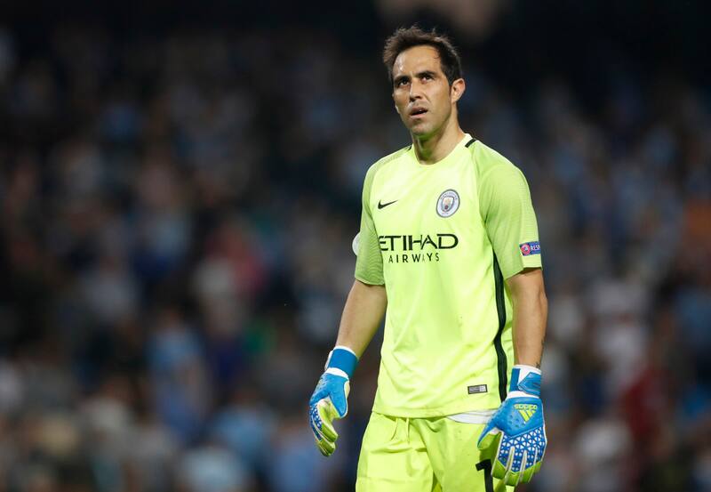 Britain Soccer Football - Manchester City v Borussia Monchengladbach - UEFA Champions League Group Stage - Group C - Etihad Stadium, Manchester, England - 14/9/16
Manchester City's Claudio Bravo
Action Images via Reuters / Carl Recine
Livepic
EDITORIAL USE ONLY.