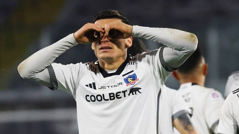 Millonario monto y un futbolista: Colo Colo cierra compra del total de pase de Lucas Cepeda