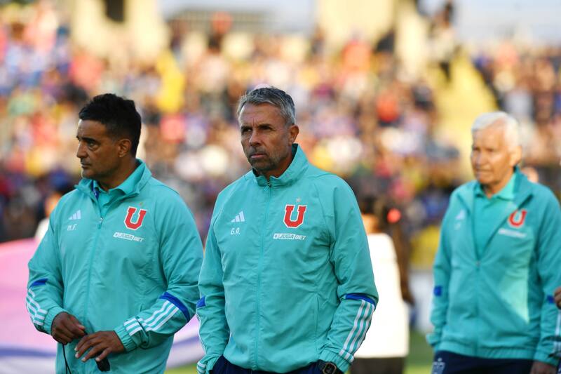 El entrenador de Universidad Chile, Gustavo Alvarez. Foto: Agencia Aton.