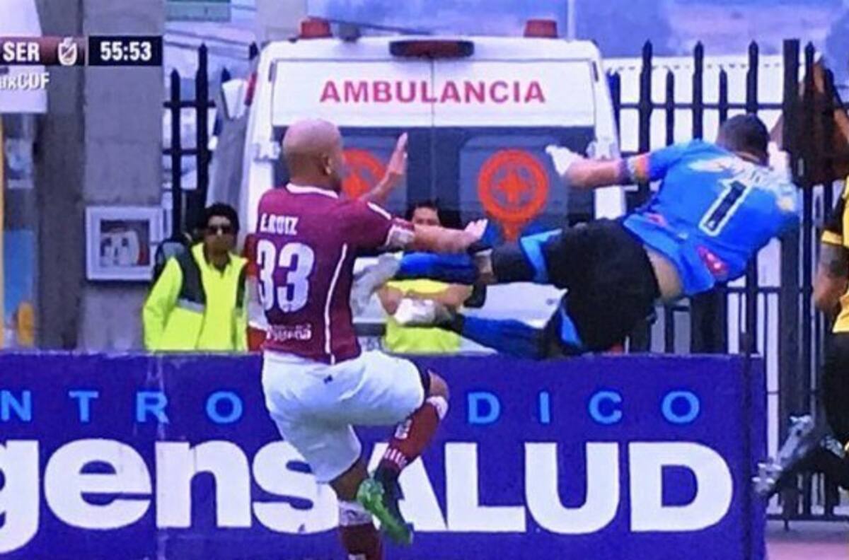 Enrique Osses sobre falta de Matías Cano: "Los árbitros del VAR cometieron un error"