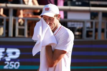 Sigue la pésima semana del tenis chileno: ahora Nicolás Jarry quedó eliminado