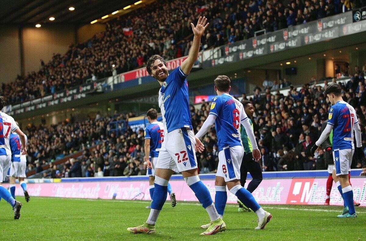 Arranca el Championship: la decisión que tomó Blackburn Rovers con Ben Brereton mientras define su futuro