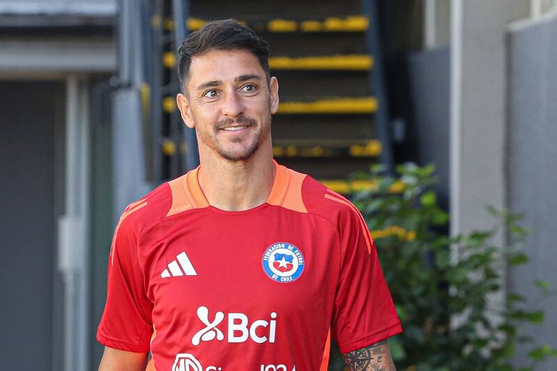 entrenando con La Roja. Foto: Jorge Díaz – Comunicaciones FFCh.