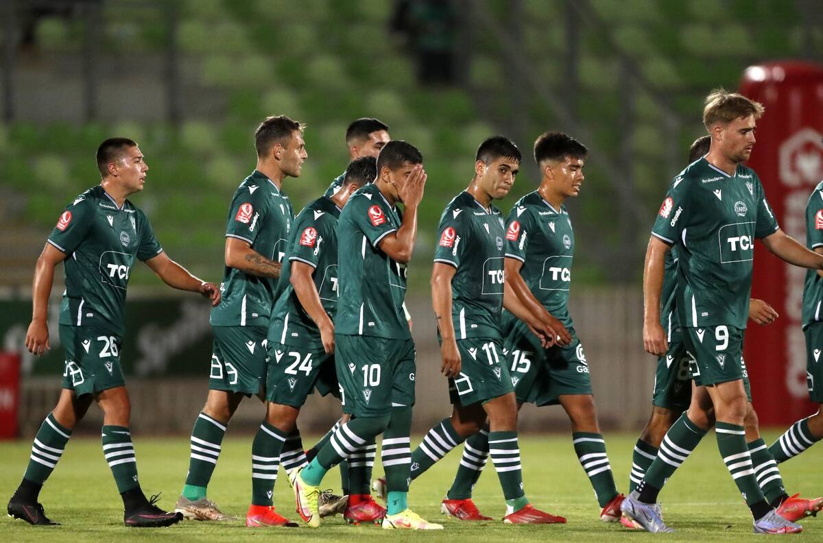 Además de Damián Arce: Santiago Wanderers sorprendió y anunció la salida de uno de sus jugadores titulares