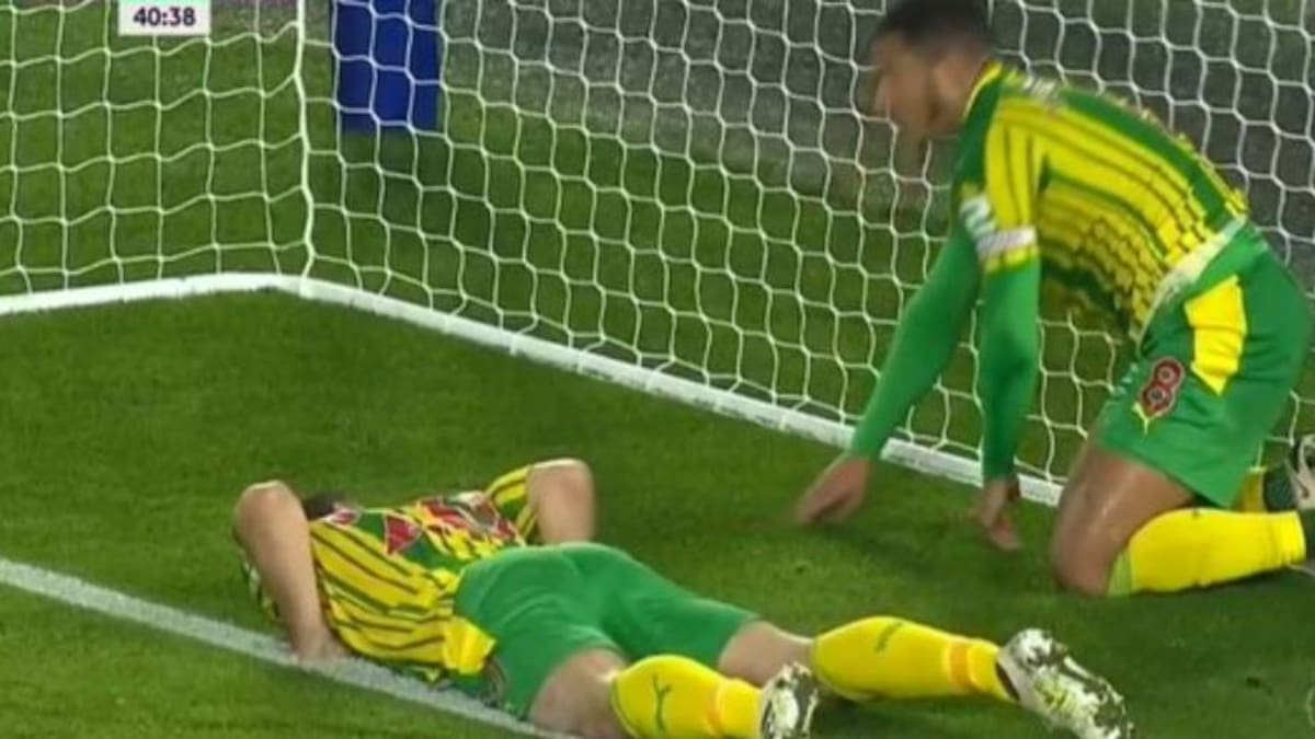 Autogolazo del West Bromwich: Jake Livermore anotó en su propio arco tras cadena de errores