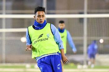 Cueva y un pedregoso camino hacia Colo Colo