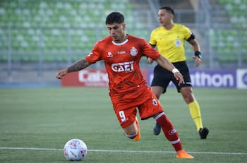 “Mi debut fue un sueño, venía de dos semanas de frustración y rabia; incluso lloré por una lesión que sufrí en la U”