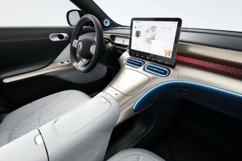 Vista interna del auto de Georgina Rodríguez.