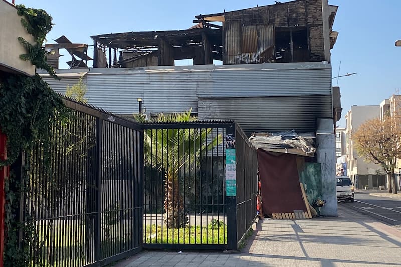 Entrada desde calle Catedral.