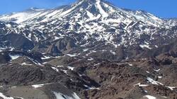 Volcán Tupungatito de San José de Maipo reportó actividad este lunes