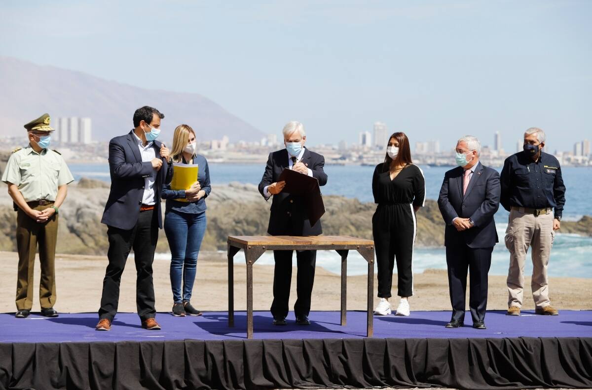 Presidente Piñera promulgó Ley de Migraciones: ¿En qué consiste normativa para ingresar a Chile?