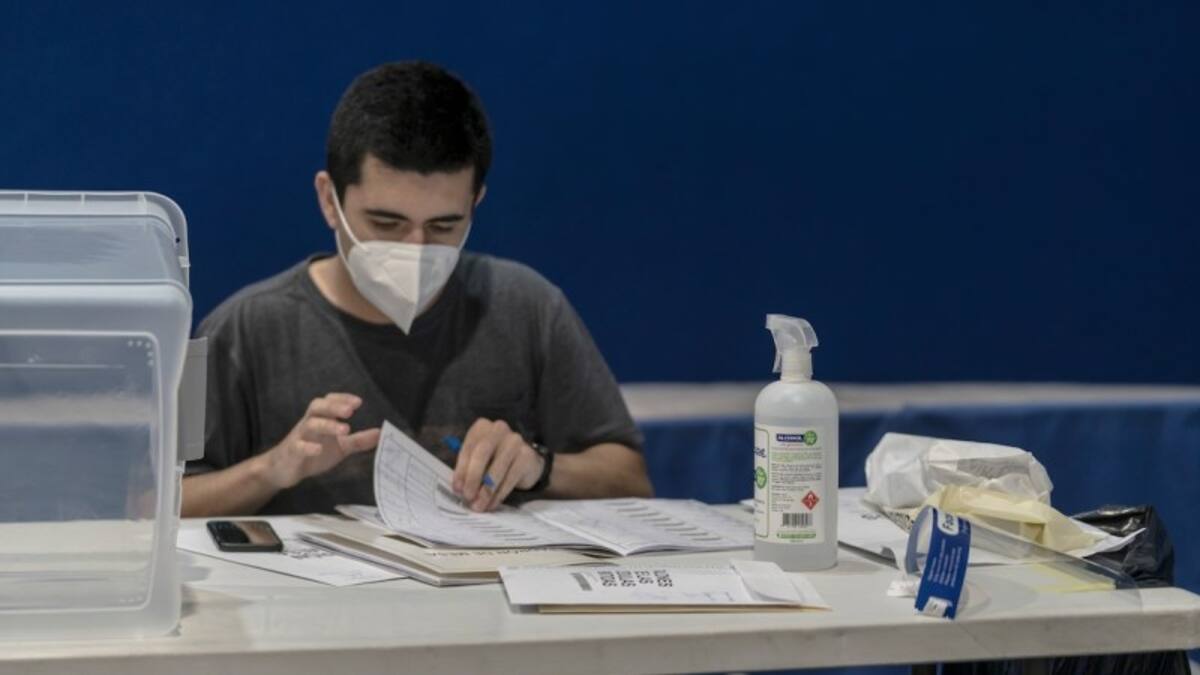 Vocal de mesa: Cómo puedo excusarme y qué pasa si no me presento el día de la elección