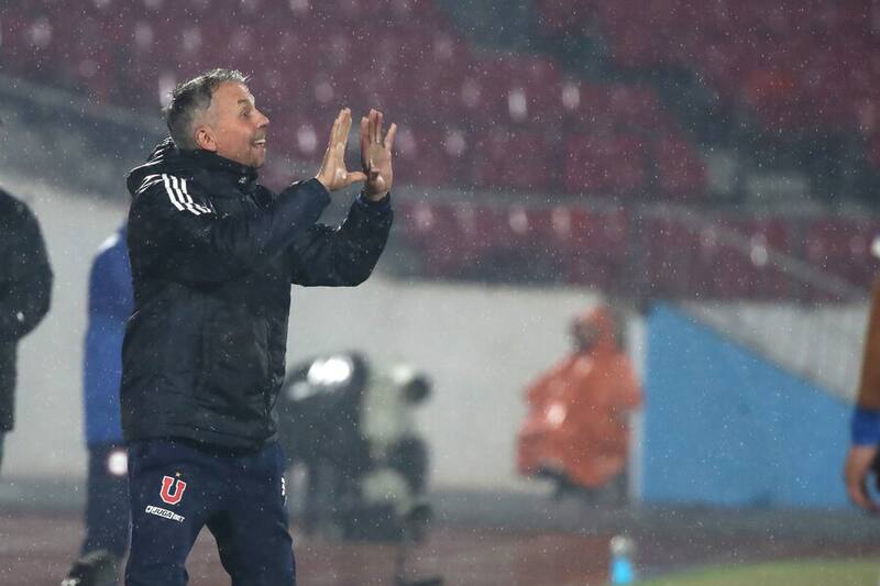 Gustavo Álvarez espera por la llegada de refuerzos. Foto: Aton.