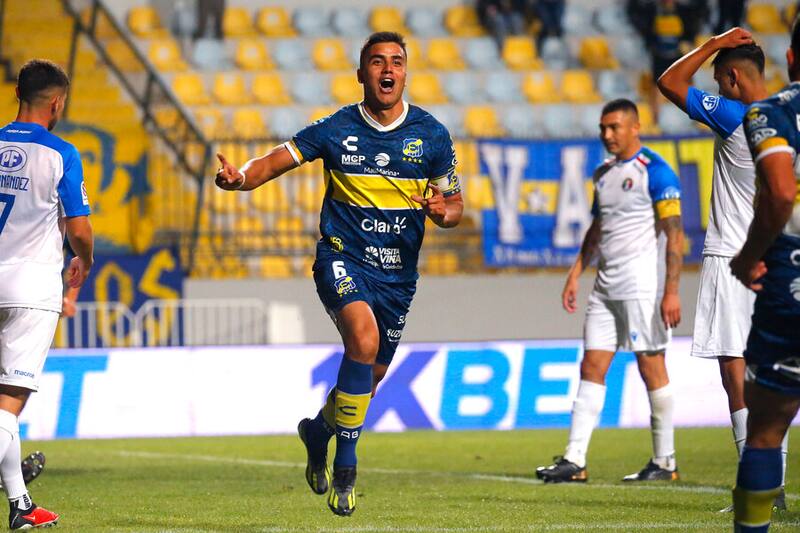 El volante de Everton interesa en la U. Foto: Aton.