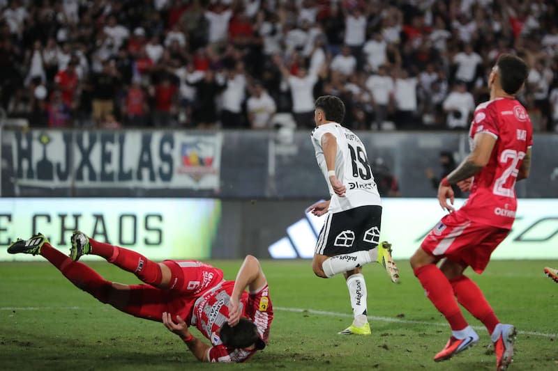 El delantero anotó el gol de Colo Colo. Foto: Agencia Aton.